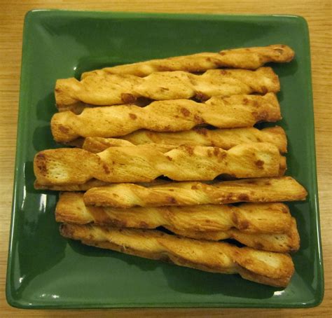 savoury straws crisps